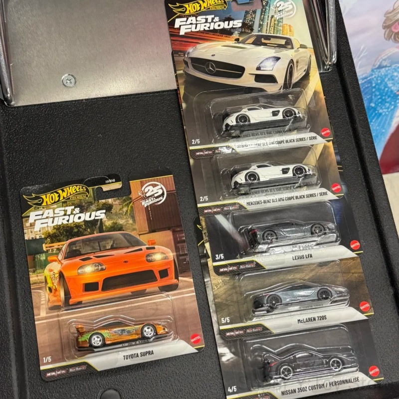 Nuevo Hot Wheels Premium Hnw46 - Movies reseña y precio