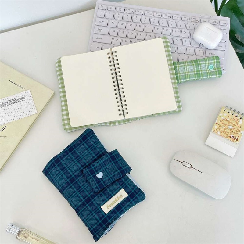 Funda de tela con estampado de - Stationery Books reseña y precio